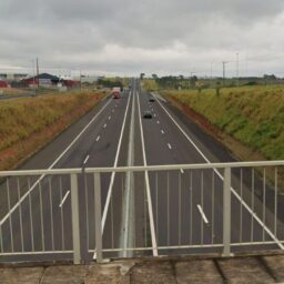 Motorista embriagado provoca acidente com capotamento na SP-294 em Vera Cruz