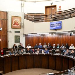Câmara aprova ampliação de faixa de preservação nos penhascos