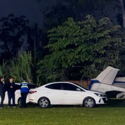 MN TV: Seripa chega à noite, sob chuva, para investigar queda de aeronave