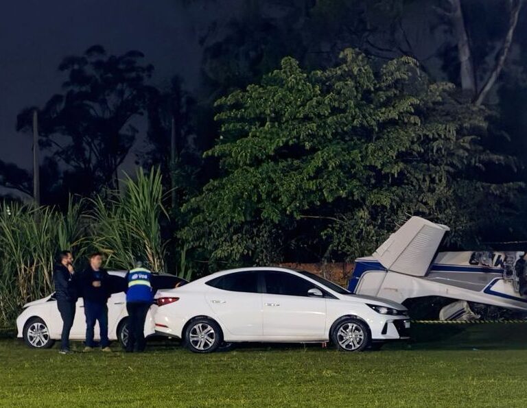 MN TV: Seripa chega à noite, sob chuva, para investigar queda de aeronave