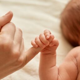 Marília institui diagnóstico precoce de autismo na rede de saúde