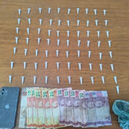 Com apenas 14 anos, menor é flagrado com 71 porções de cocaína em Garça