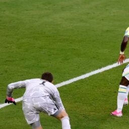 Brasil joga bem, vence a Escócia e se classifica na Copa do Mundo