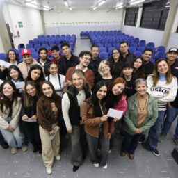 Aula da Saudade reúne concluintes de Publicidade da Unimar em despedida
