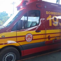 Bombeiros salvam mulher mantida em cárcere e impedem agressões em apartamento