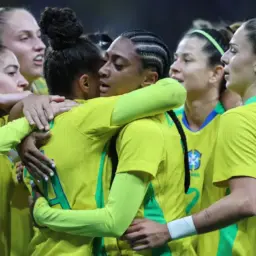 Seleção feminina encara Estados Unidos esta noite em São Paulo