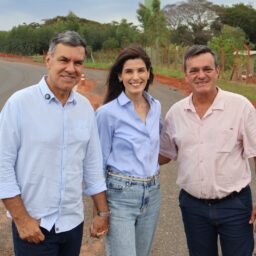 Parlamentares visitam obras da ciclovia de Avencas