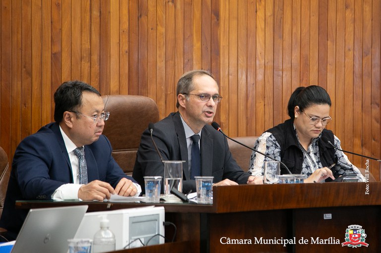 Câmara retoma sessões com regularização de áreas e criação de programa de farmácias