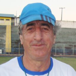 Morre ex-jogador e técnico do MAC Fernando Narigudo aos 72 anos