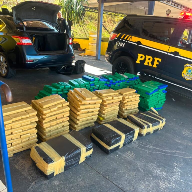 PRF apreende 640 quilos de maconha em carro furtado em Marília