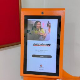 Terminal do Poupatempo amplia acesso a serviços digitais em Pompeia