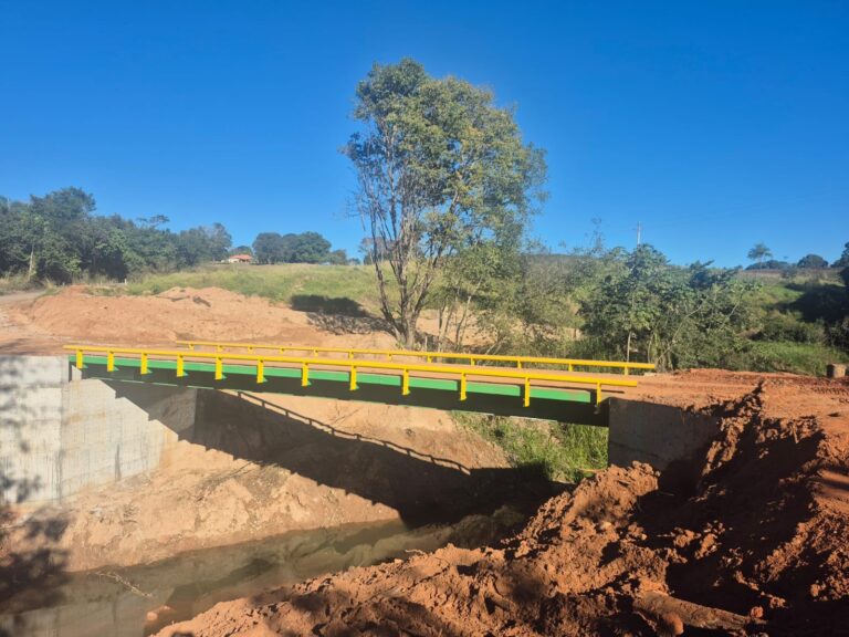 Nova Ponte do Prata é liberada para tráfego no distrito de Avencas