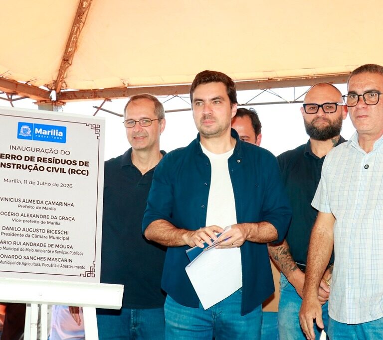 Prefeito anuncia projeto para implantar usina de lixo orgânico em Marília