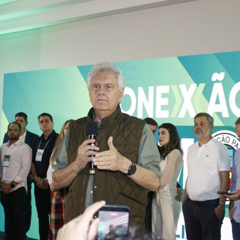 Em Marília, Caiado projeta reeleição de Lula se Flávio chegar ao segundo turno