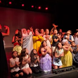 Sesi Marília abre inscrições gratuitas para cursos de iniciação teatral