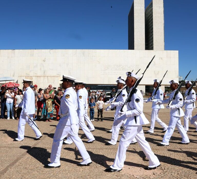 Inscrições para concurso de cabo da Marinha terminam neste domingo