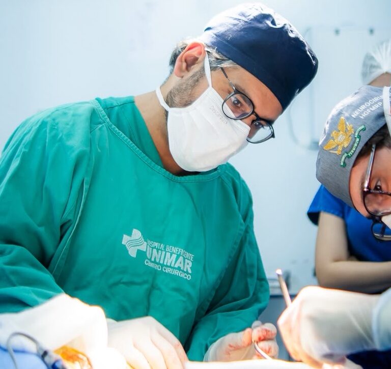 HBU realiza 1ª cirurgia de estimulação cerebral para Parkinson