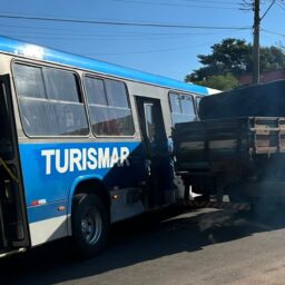 Colisão entre ônibus e caminhão mobiliza equipes de resgate em Vera Cruz
