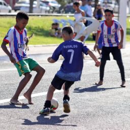 1º Campeonato de Futebol de Rua Raiz reúne mais de 50 crianças em Marília