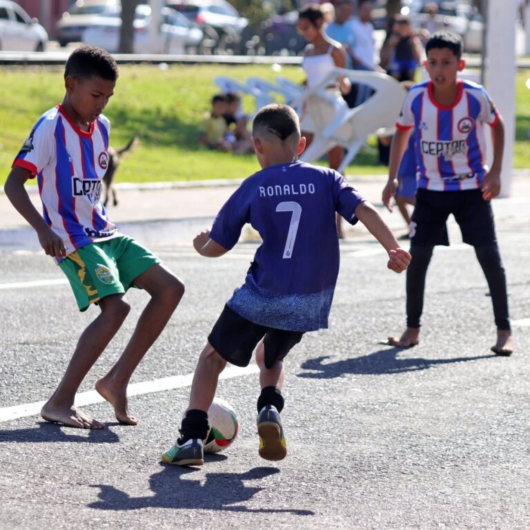 1º Campeonato de Futebol de Rua Raiz reúne mais de 50 crianças em Marília