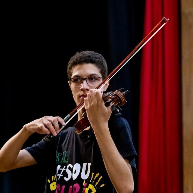 Guri abre mais de mil vagas gratuitas para cursos de música em Marília e região