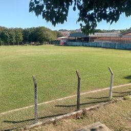 Município reforça manutenção em campos e poliesportivos de Marília