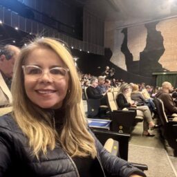 Pró-reitora da Unimar participa de encontro nacional de pesquisa em São Paulo