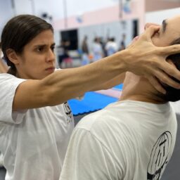 Mulheres terão aula gratuita de defesa pessoal em Marília no dia 29 de agosto