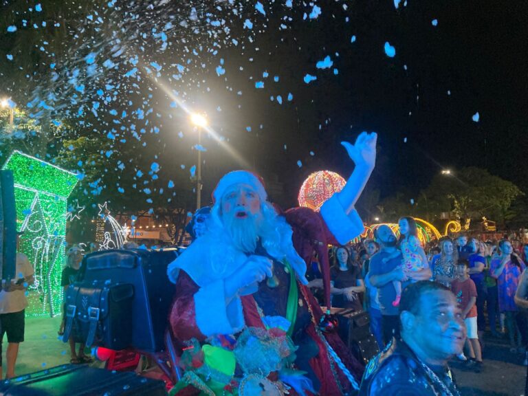 Coral Luzes de Natal abre inscrições para formação gratuita de cantores em Marília