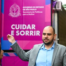 Unidade odontológica móvel atende 194 pacientes durante ação em Pompeia