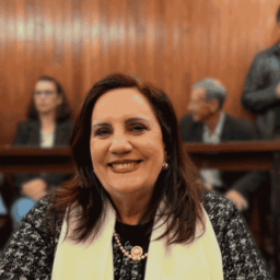 Rossana Camacho reúne 46 anos de atuação na defesa das mulheres em Marília