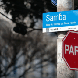 Em São Paulo, rua é renomeada em homenagem à história do samba