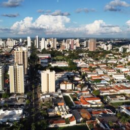 Lei cria programa temporário para incentivar regularização de transações imobiliárias