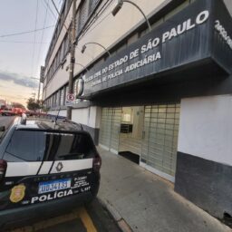 Mulher perde R$ 5 mil após cair no golpe da apostila de crochê em Marília