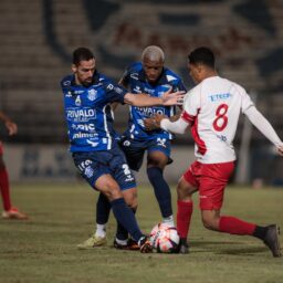 MAC empata com o Bandeirante em casa e se complica na Copa Paulista