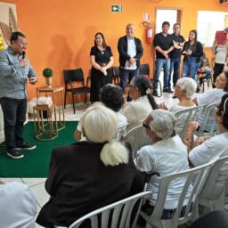 Centro Dia do Idoso Anadir Hila comemora 13 anos com homenagens em Marília