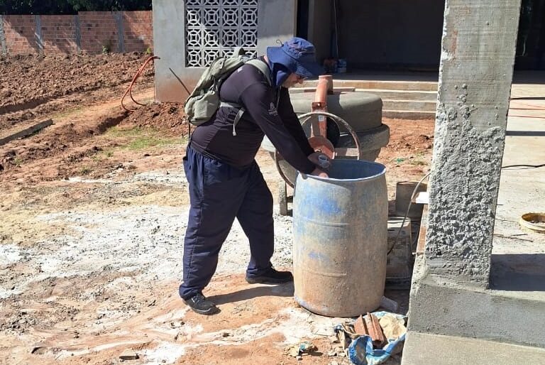 Saúde elimina oito focos de dengue e registra 413 imóveis fechados e 20 recusas