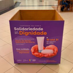 Campanha do Fundo Social arrecada pasta de dente e sabonete em Marília