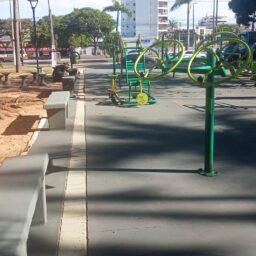 Prefeitura revitaliza duas praças e inicia recuperação de espaço no bairro Fragata